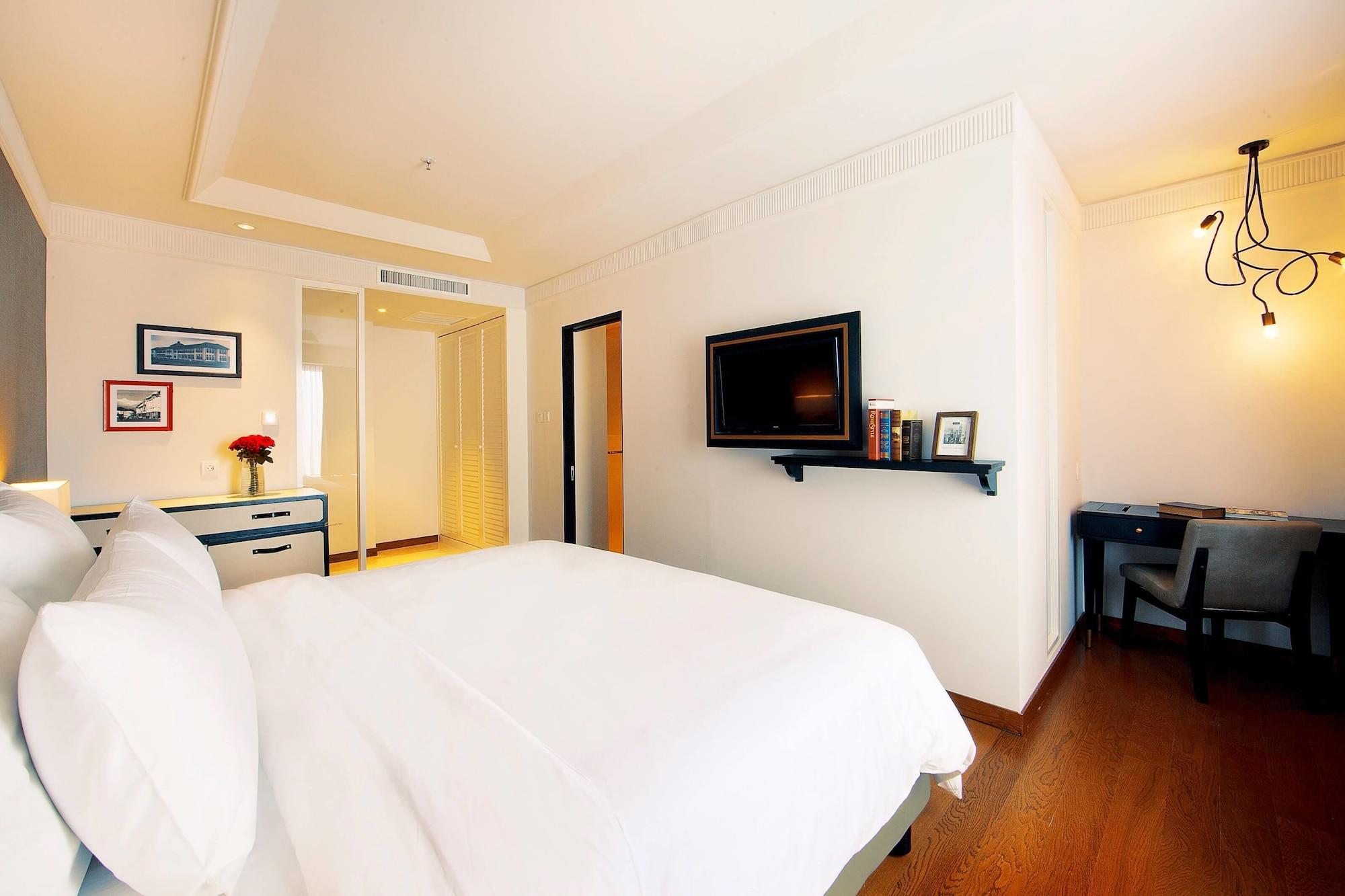 Hotel De Paviljoen Bandung Extérieur photo