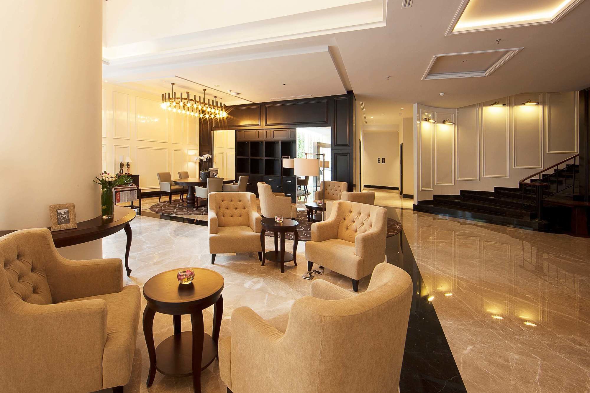 Hotel De Paviljoen Bandung Extérieur photo