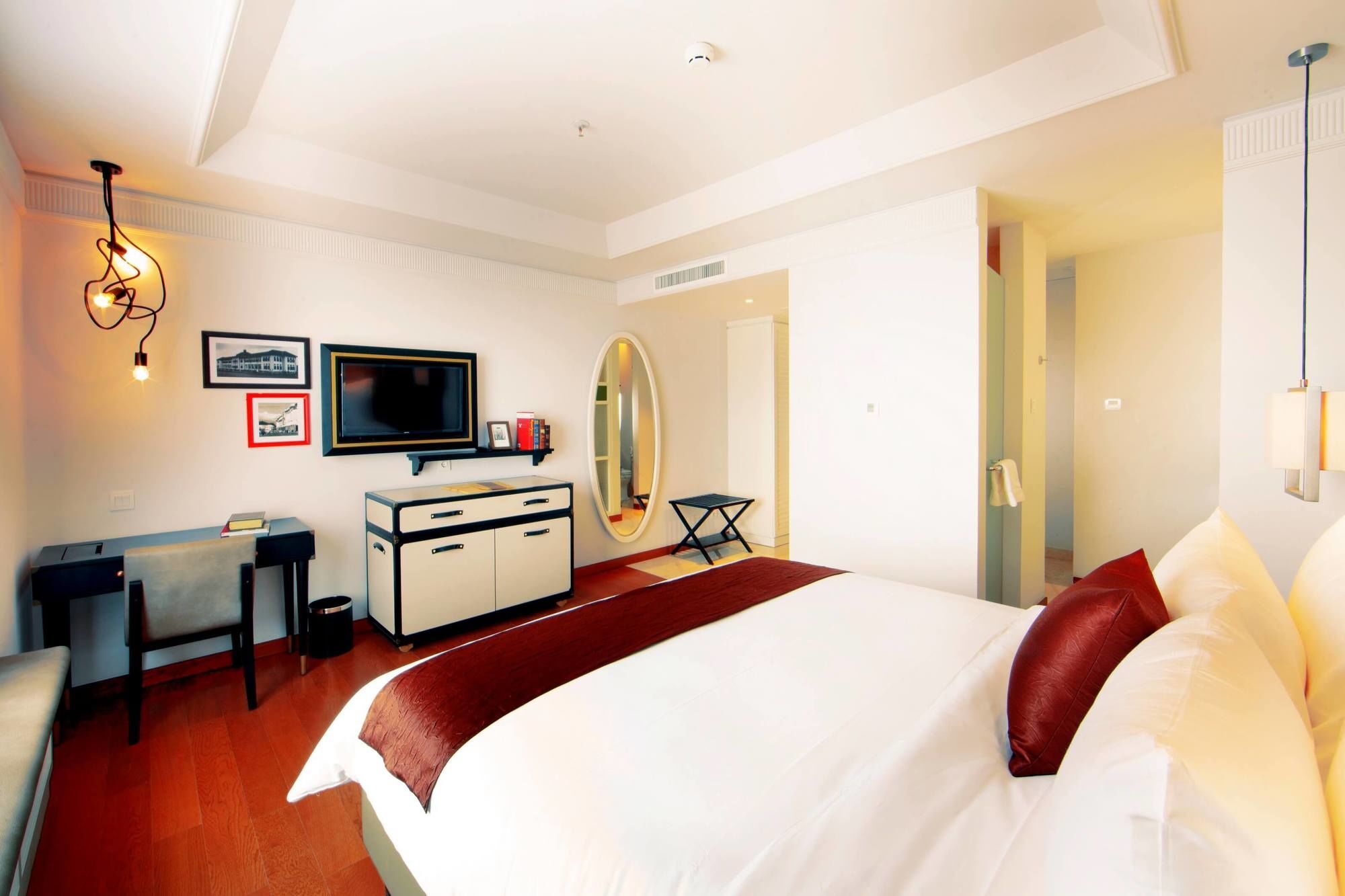 Hotel De Paviljoen Bandung Extérieur photo